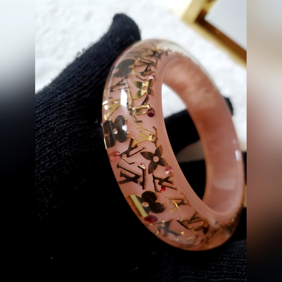 Louis Vuitton Inclusion GM Bangle Bracelet - Picture 5 of 12
